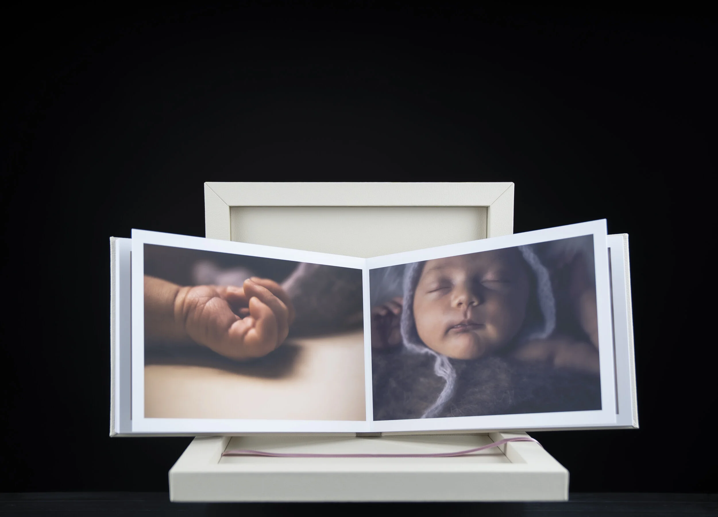 Handcrafted Italian Newborn Album Legacy